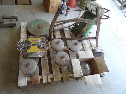 Property photo 60 - Personal Property Auction, Tractors, Dozer, Implements, Lawn & Garden, Tools, Antiques, Furniture & Household